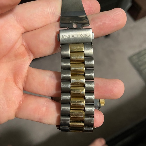Michael Kors two tone watch - Picture 5 of 5